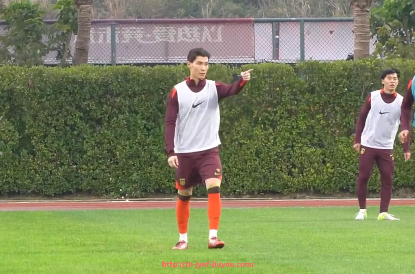 九游jiuyou-英超莱斯特城球员格雷的表现及发展前景